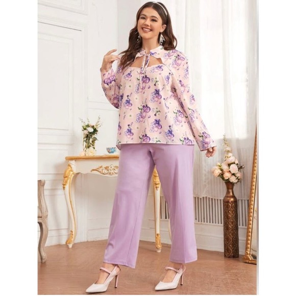 Lavender Pantsuit with Floral Print Shirt with Drawstring- Size 4X - Picture 2 of 9